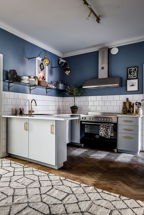 CLASSIC BLUE, EL COLOR DEL AÑO