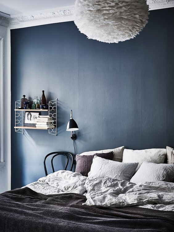 Azul oscuro casi negro, un color que no pasa de moda